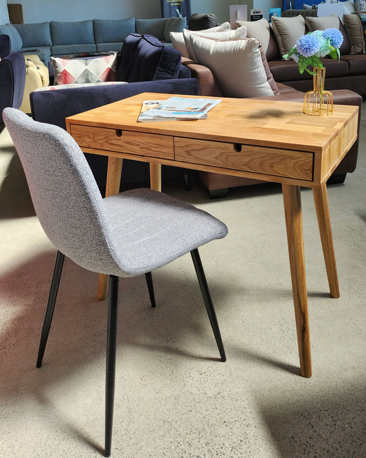 Houston Desk with A Flynn Chair
